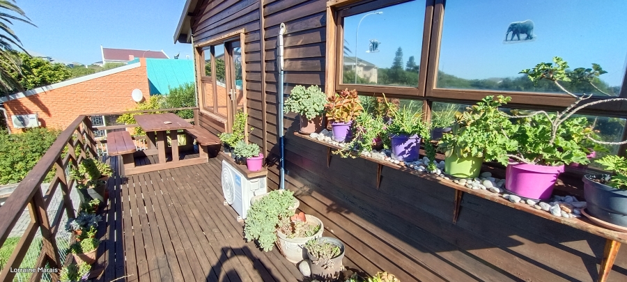 3 Bedroom Property for Sale in Paradise Beach Eastern Cape